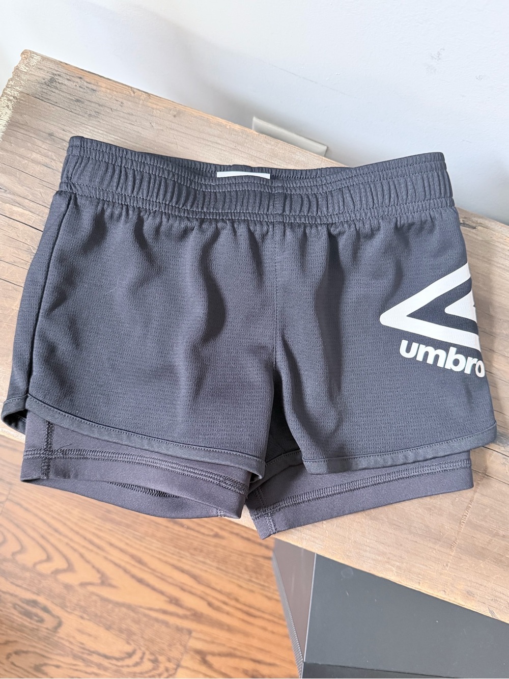 Umbro Girls 2-in-1 Soccer Training Shorts Small (6/6X) Black Elastic Waist